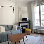 Nice cosy apartment -Haussmannien style- 2 rooms